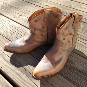 BedStu Cowgirl Boots